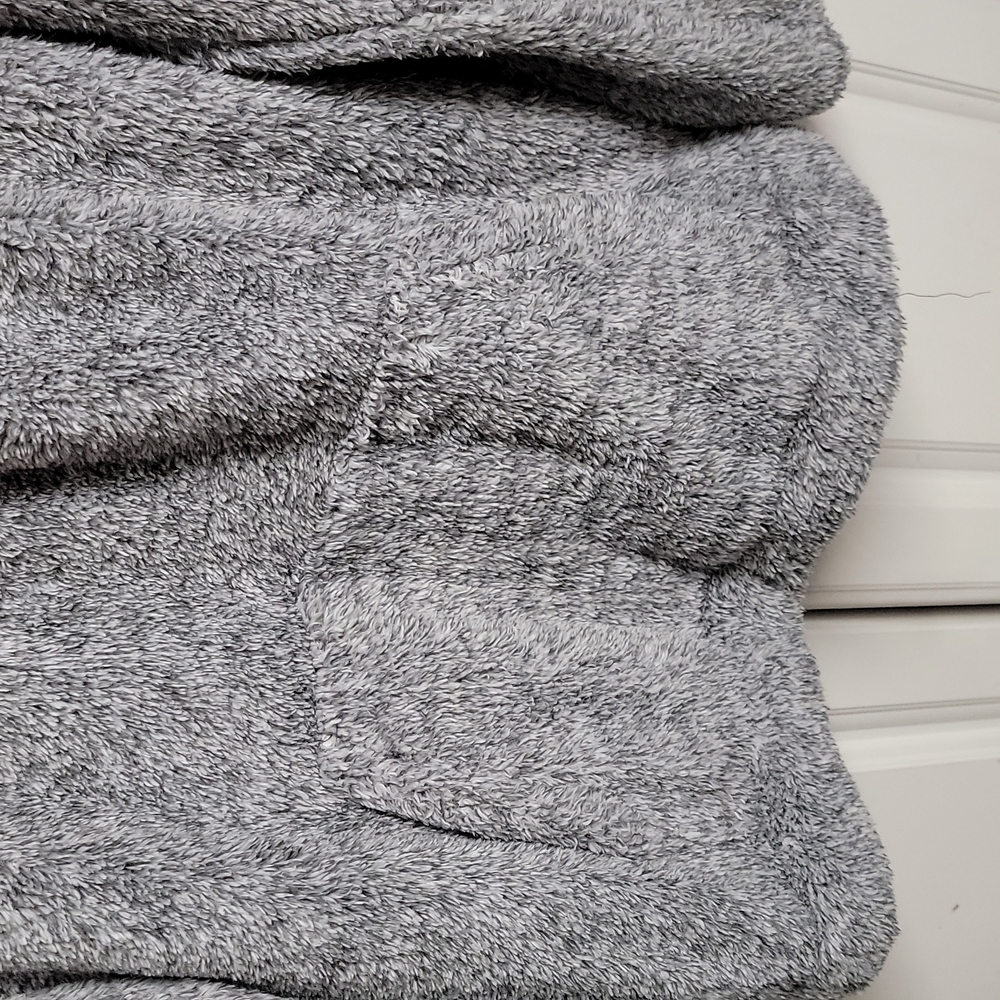 Fleece pullover - Picture 3 of 3